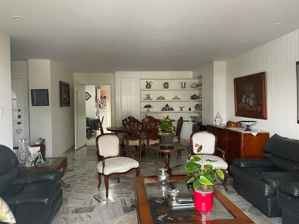 Apartamento En Venta - Centenario, Cali