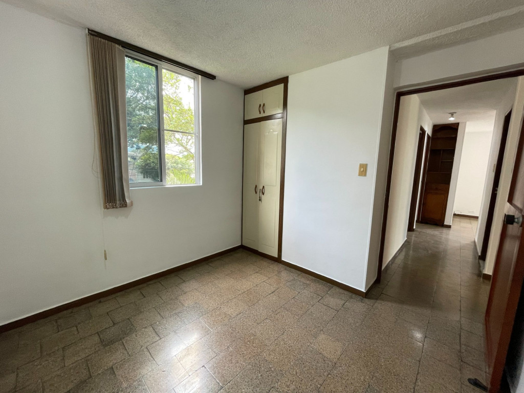 Apartamento En Venta - Colseguros Andes, Cali