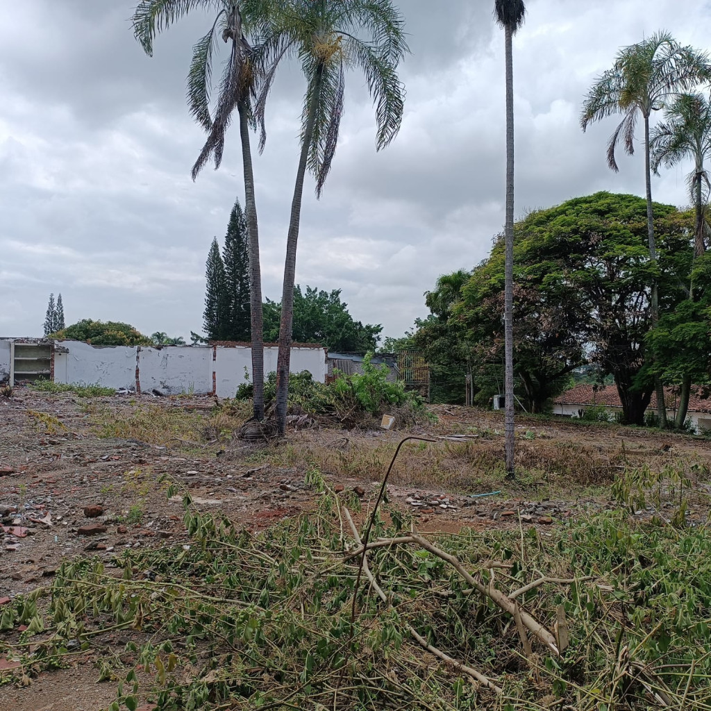 Lote En Venta - Ciudad Jardín, Cali