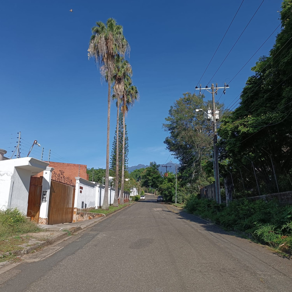 Lote En Venta - Ciudad Jardín, Cali