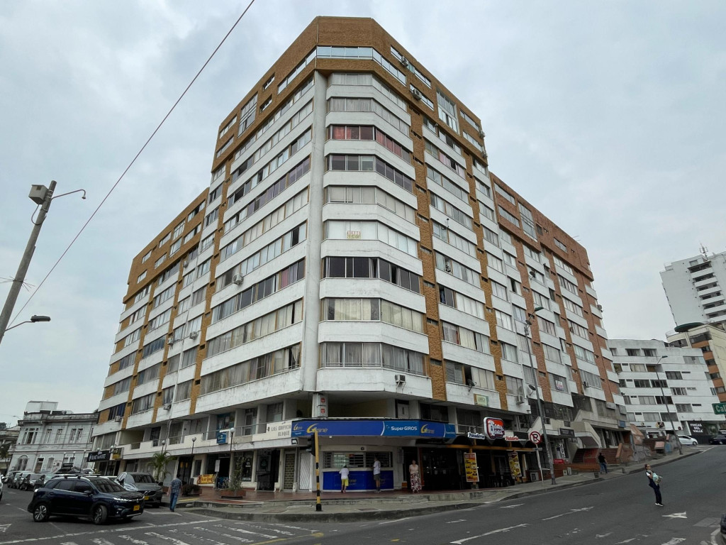 Local En Venta - Granada, Cali