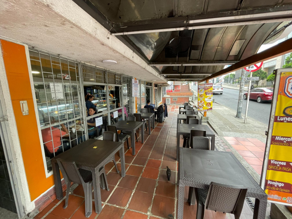 Local En Venta - Granada, Cali