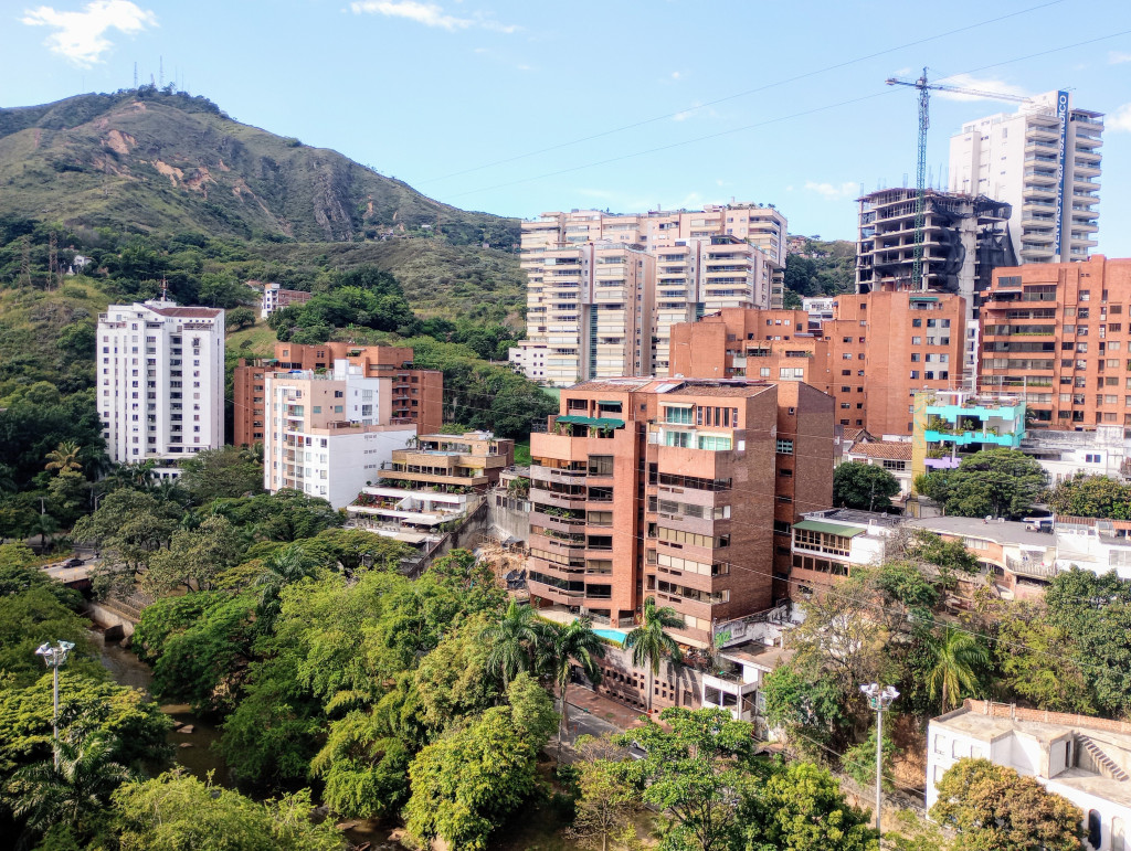 Apartamento En Venta - Santa Teresita, Cali