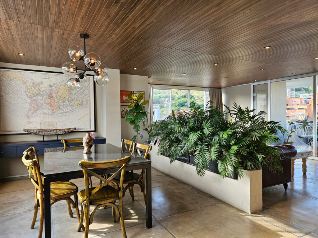 Apartamento En Venta - Santa Teresita, Cali