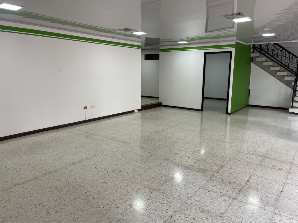 Local En Venta - Versalles, Cali