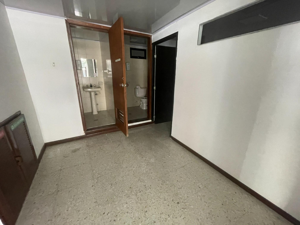 Local En Venta - Versalles, Cali