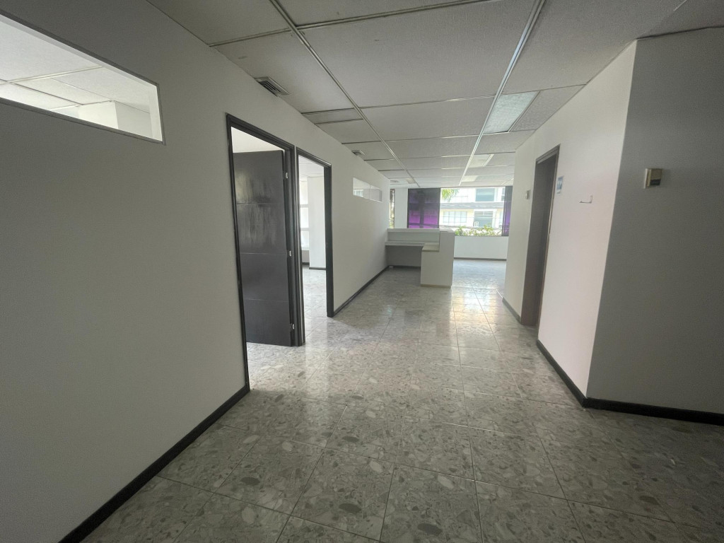 Local En Venta - Versalles, Cali