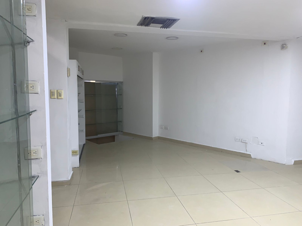 Local En Arriendo - Versalles, Cali