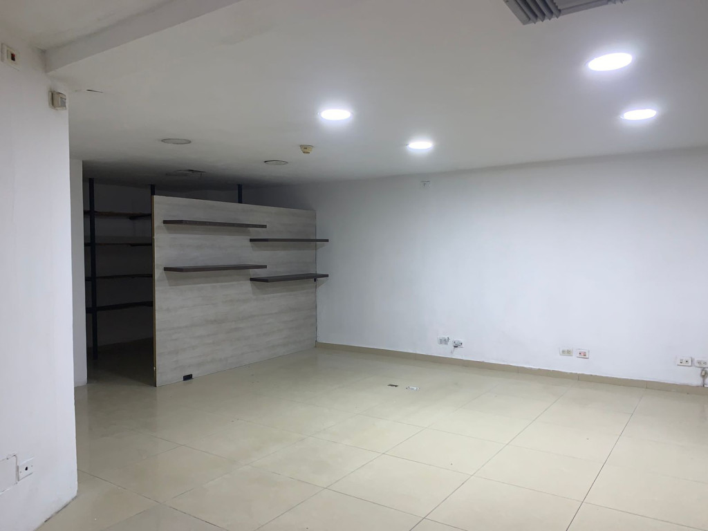 Local En Arriendo - Versalles, Cali