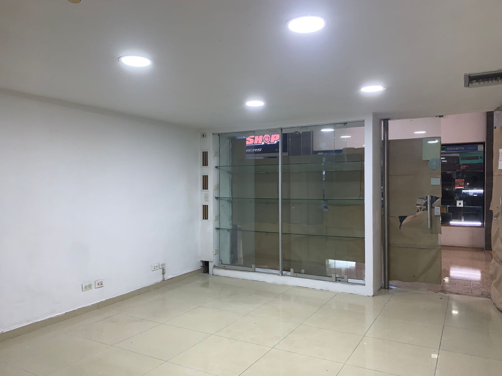 Local En Arriendo - Versalles, Cali