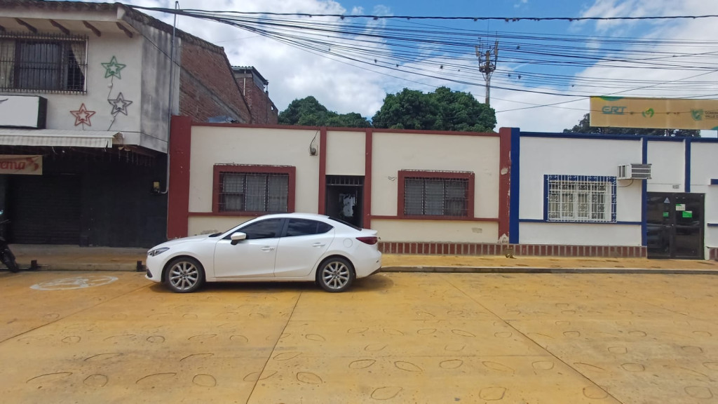 Casalotes En Venta - Seleccionar Barrio, Guacari