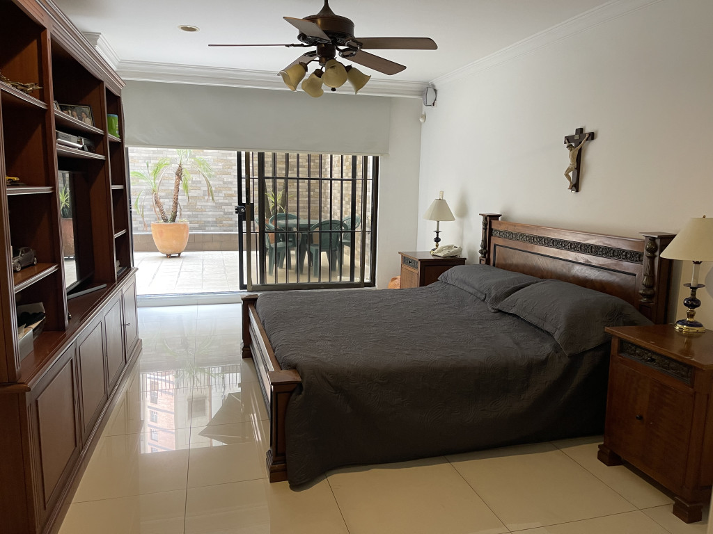 Apartamento En Venta - Santa Teresita, Cali
