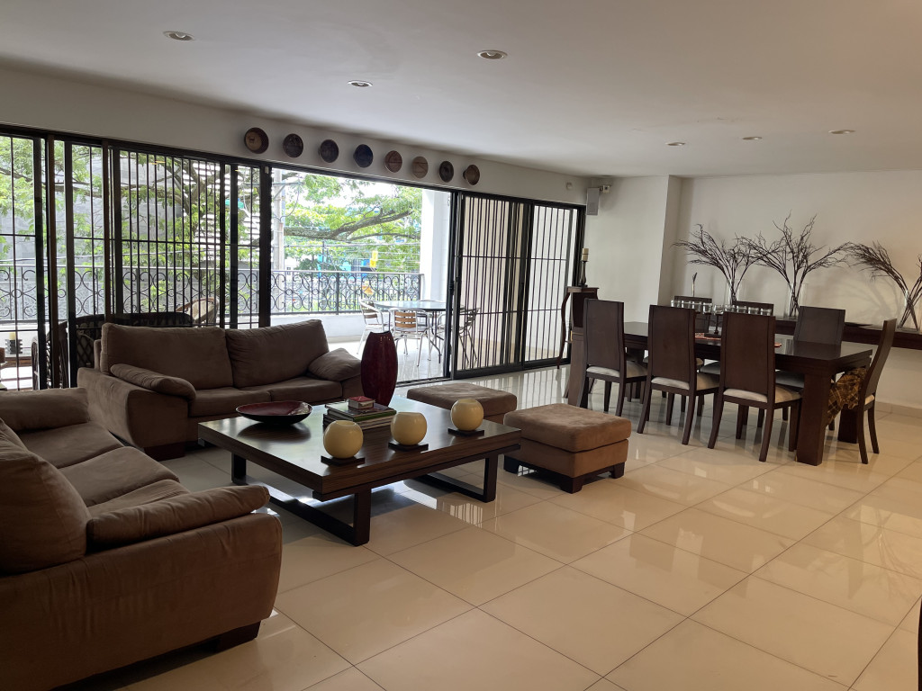 Apartamento En Venta - Santa Teresita, Cali