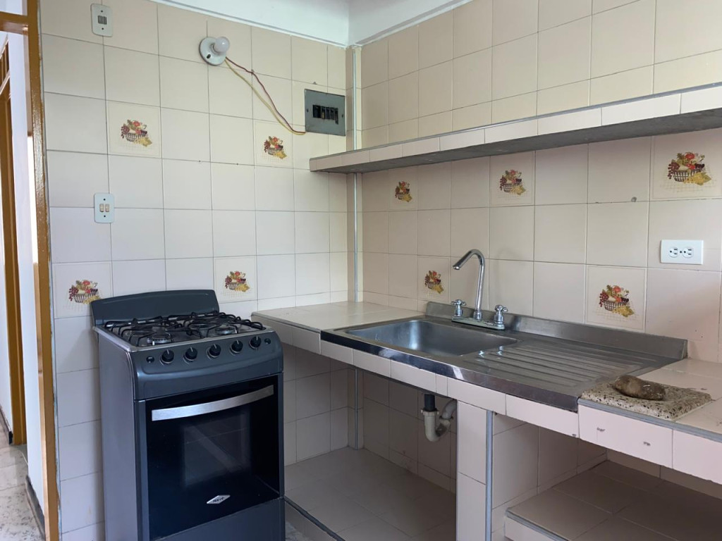 Apartamento En Arriendo - El Limonar, Cali