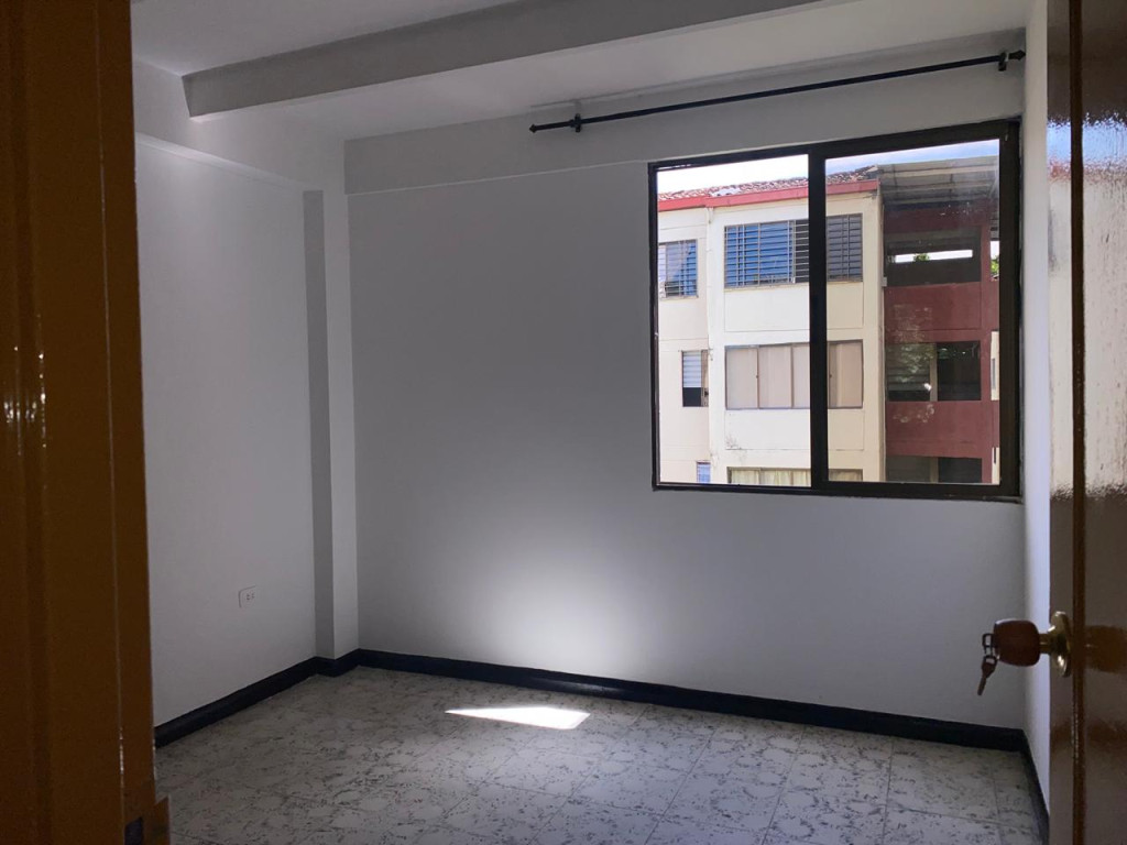 Apartamento En Arriendo - El Limonar, Cali