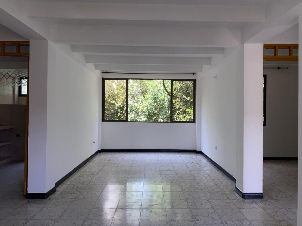 Apartamento En Arriendo - El Limonar, Cali