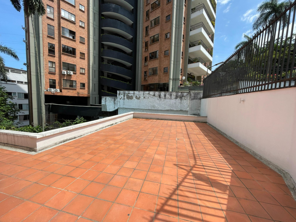 Apartamento En Venta - Santa Teresita, Cali