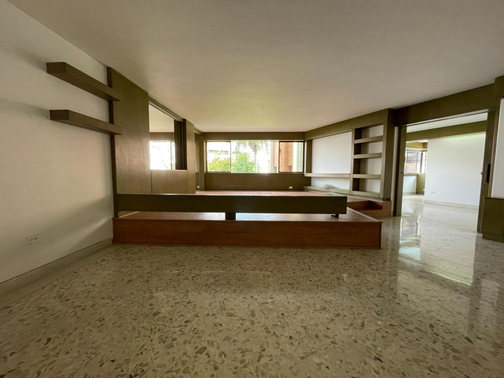 Apartamento En Venta - Santa Teresita, Cali