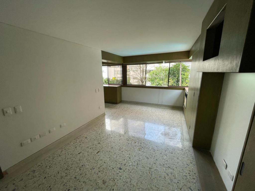 Apartamento En Venta - Santa Teresita, Cali