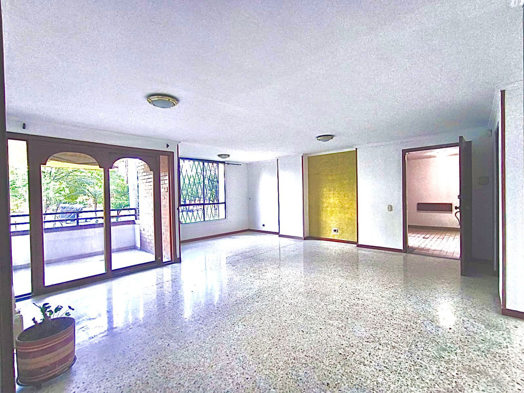 Apartamento En Arriendo/Venta - Urbanización La Flora, Cali