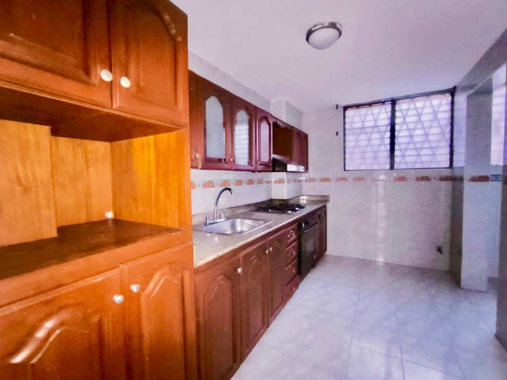 Apartamento En Arriendo/Venta - Urbanización La Flora, Cali