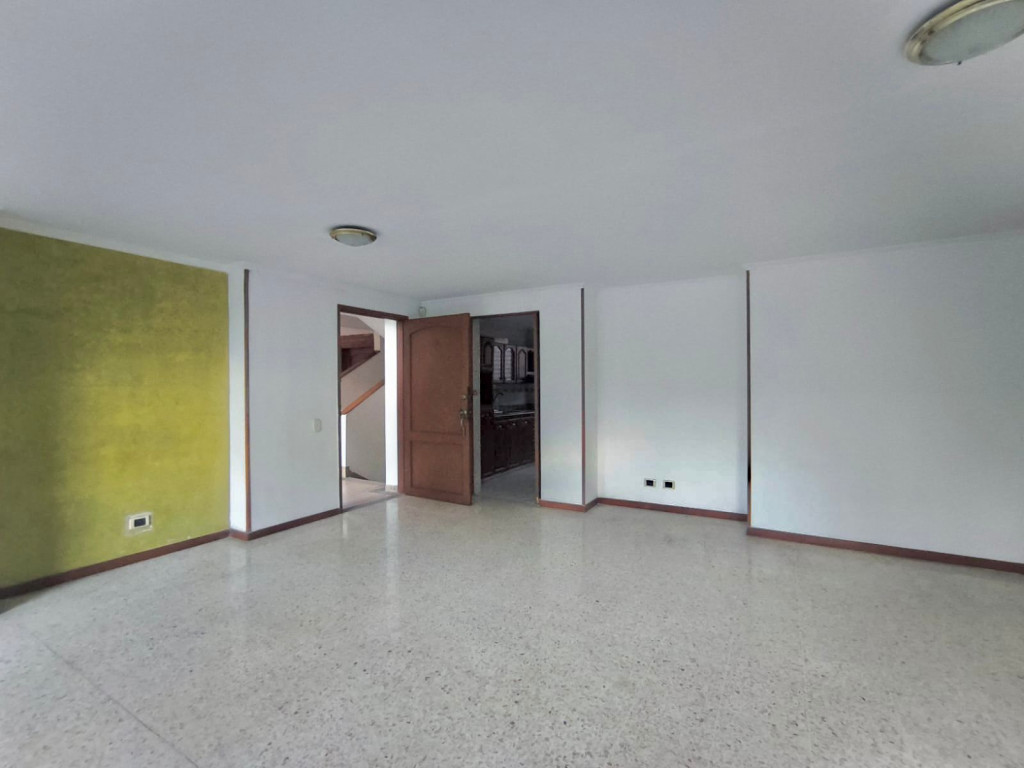 Apartamento En Arriendo/Venta - Urbanización La Flora, Cali