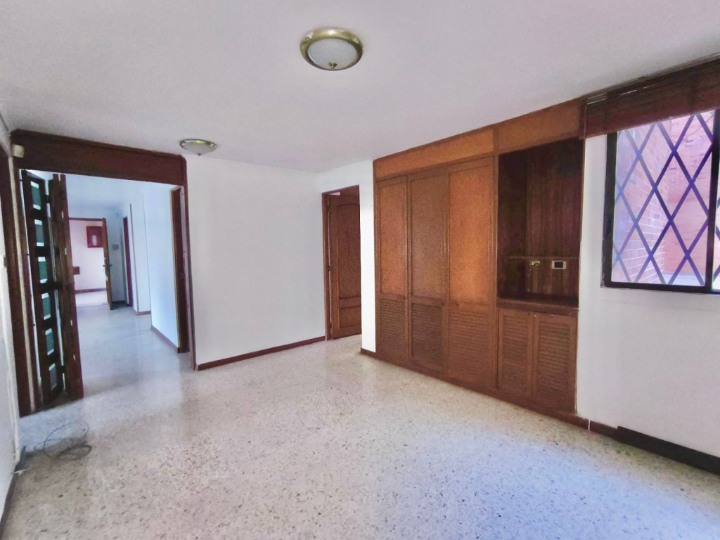 Apartamento En Arriendo/Venta - Urbanización La Flora, Cali