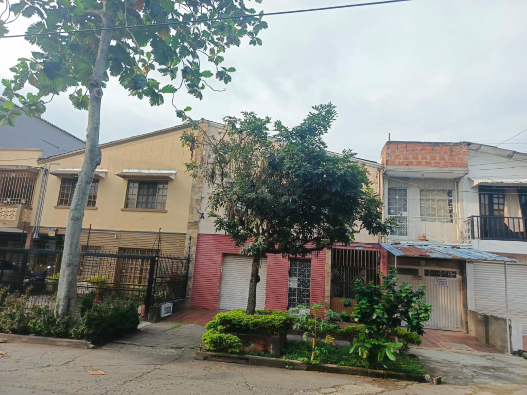 Casa En Venta - Alameda / El Cedro, Cali