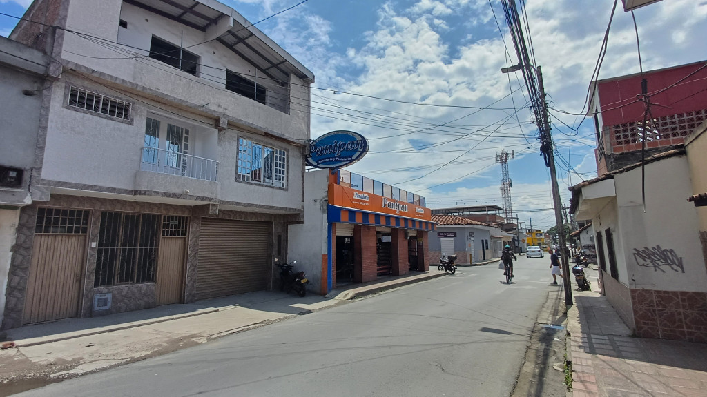 Local En Arriendo - Barrio Nuevo, Palmira