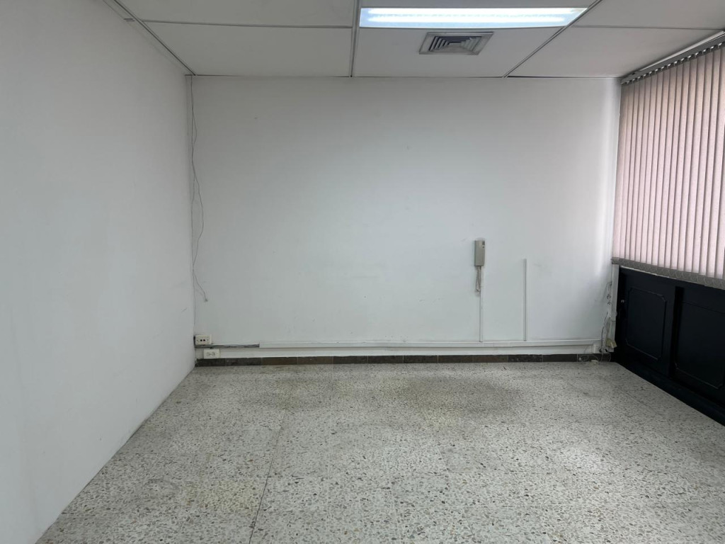 Oficina En Arriendo - La Merced, Cali