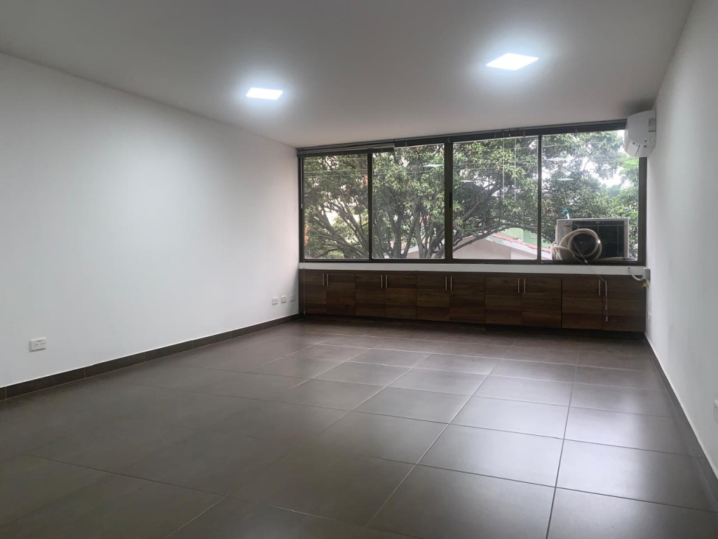 Oficina En Arriendo/Venta - San Vicente, Cali