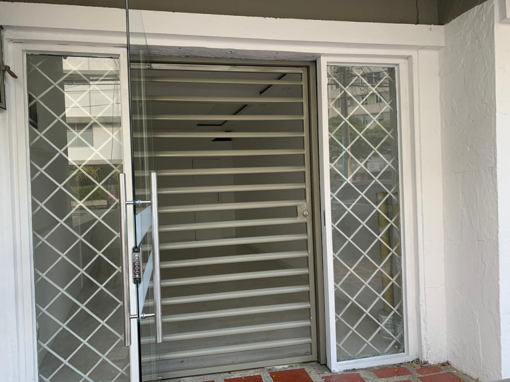 Local En Arriendo - Versalles, Cali