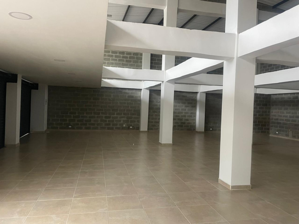 Local En Arriendo - Tuluá (Valle)Local Alquiler. Centro, Tuluá