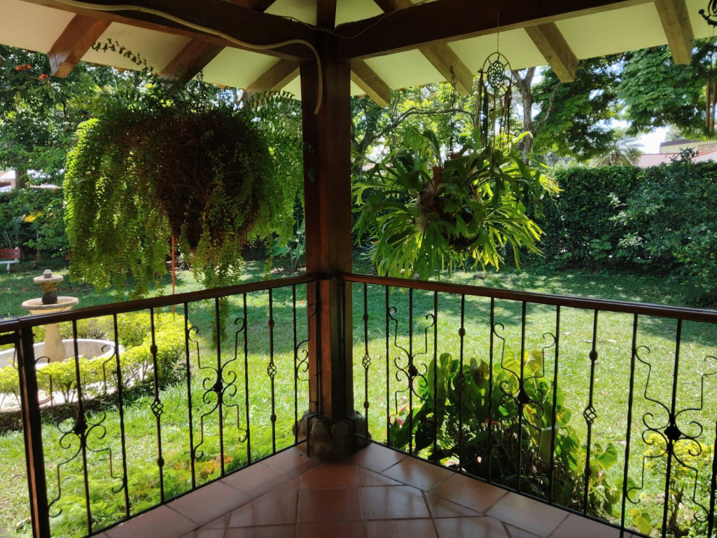 Casa En Venta - Las Mercedes, Jamundí