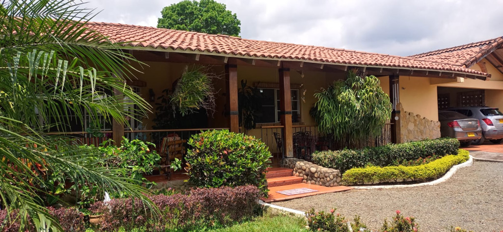 Casa En Venta - Las Mercedes, Jamundí