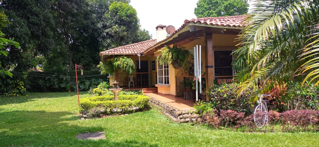 Casa En Venta - Las Mercedes, Jamundí