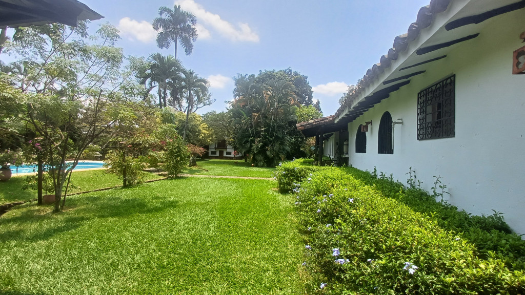 Casa Campestre En Venta - Pance, Cali