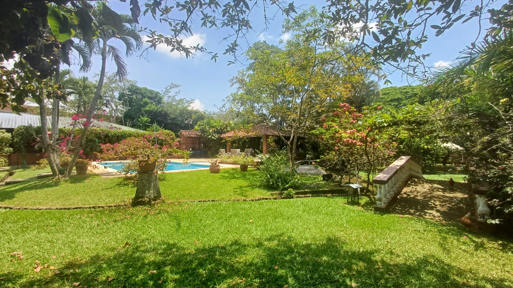 Casa Campestre En Venta - Pance, Cali