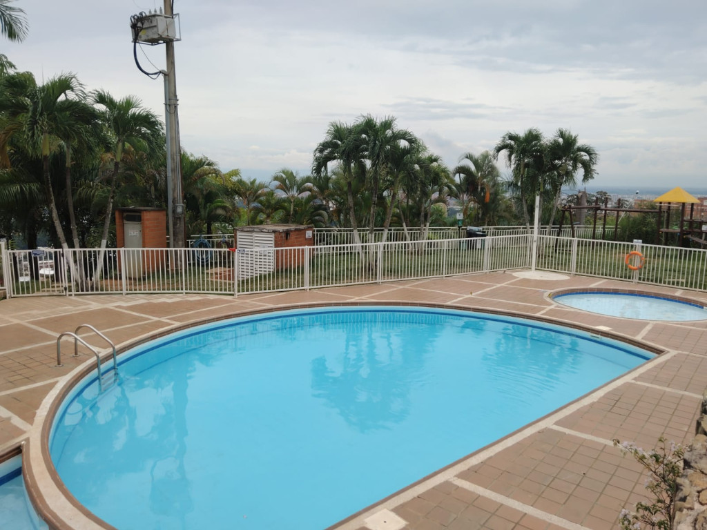 Apartamento En Venta - Alto Del Semillero, Cali