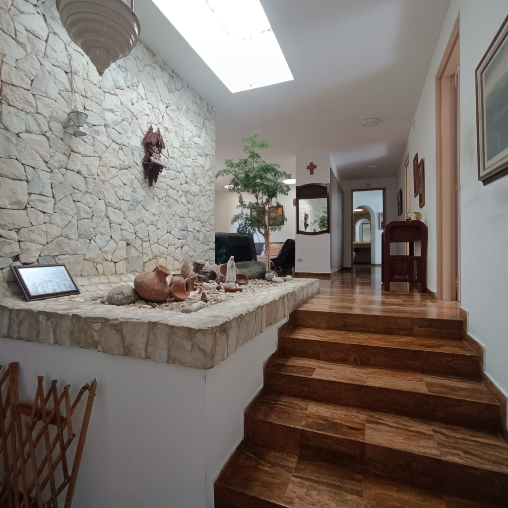 Casa En Venta - Ciudad Jardín, Cali