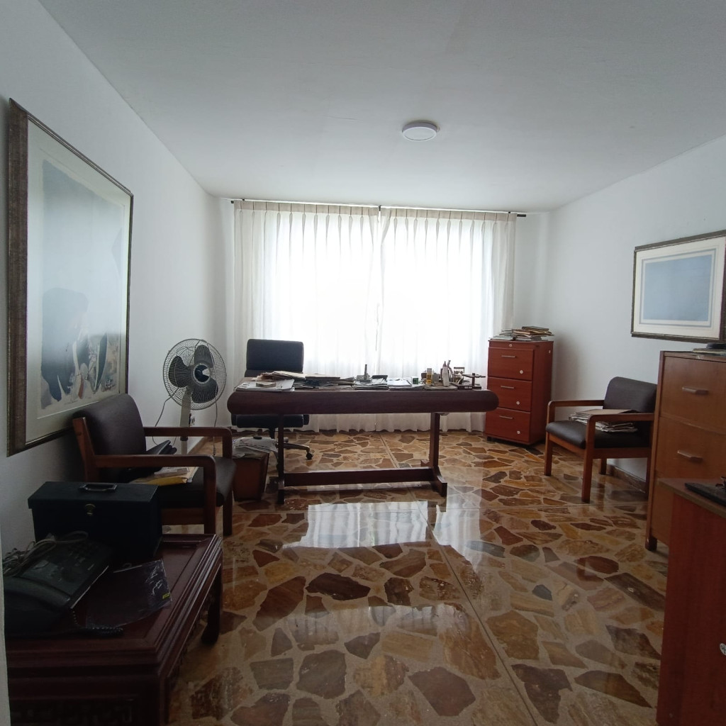 Casa En Venta - Ciudad Jardín, Cali