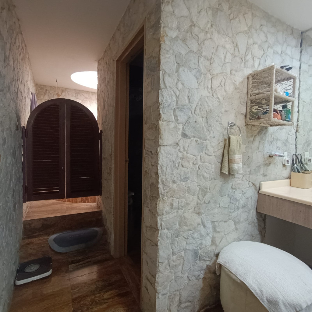 Casa En Venta - Ciudad Jardín, Cali