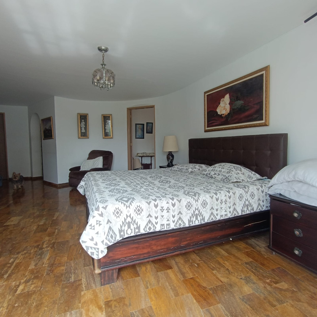 Casa En Venta - Ciudad Jardín, Cali