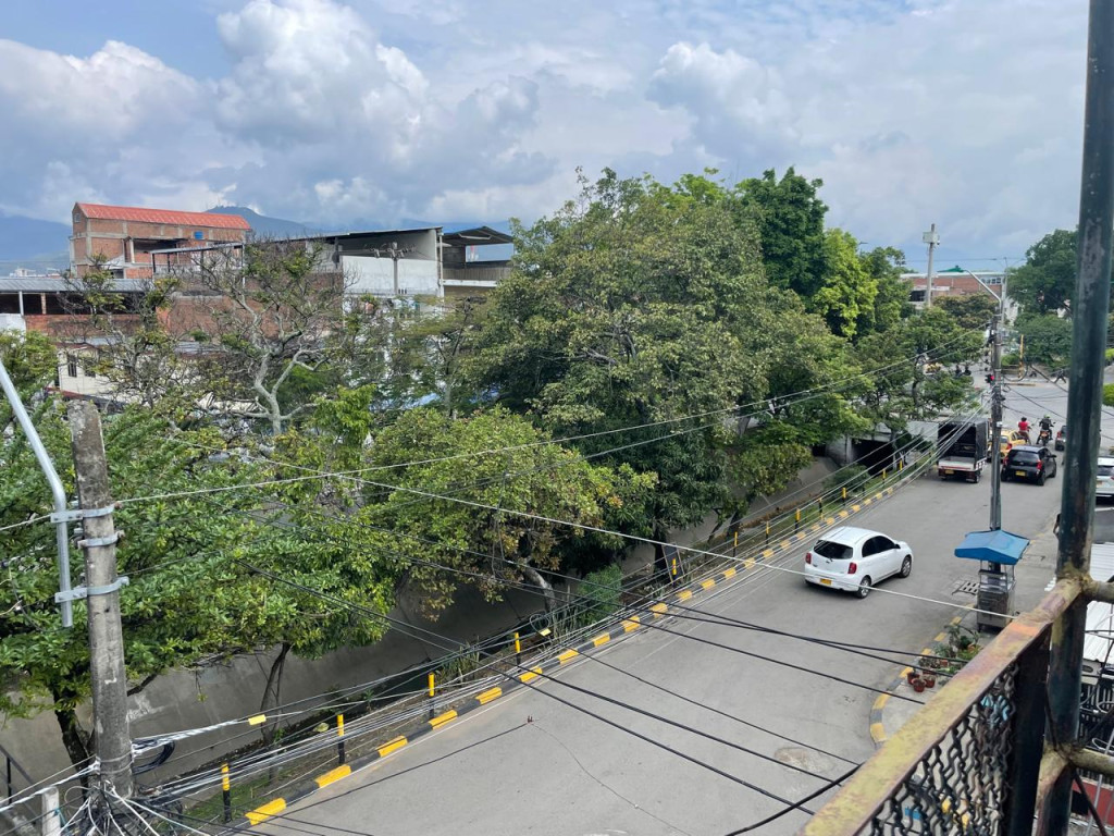 Casa En Venta - Atanasio Girardot, Cali