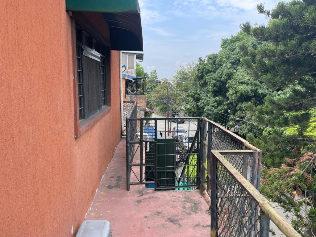 Casa En Venta - Atanasio Girardot, Cali