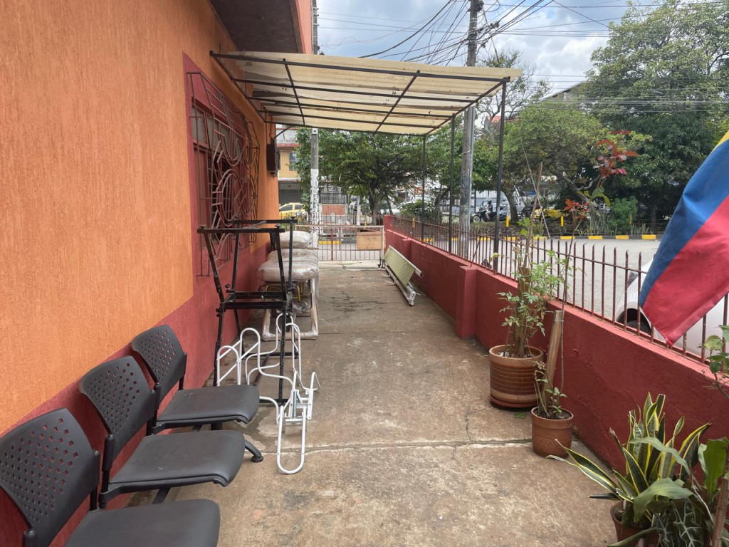 Casa En Venta - Atanasio Girardot, Cali