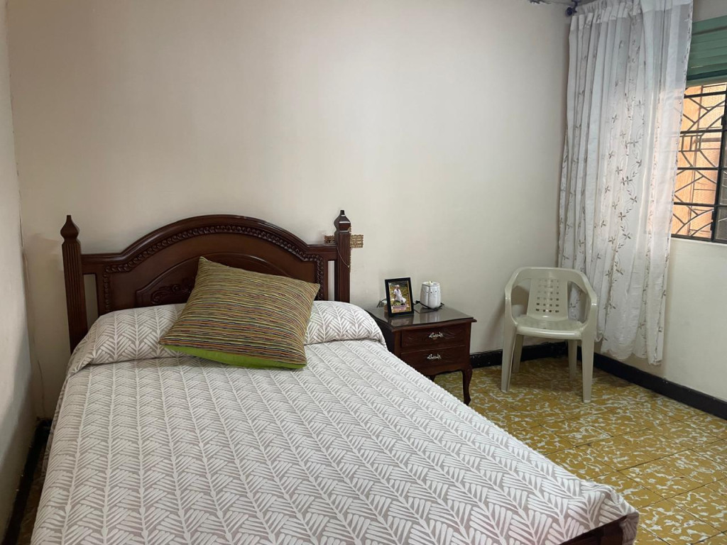 Casa En Venta - Atanasio Girardot, Cali