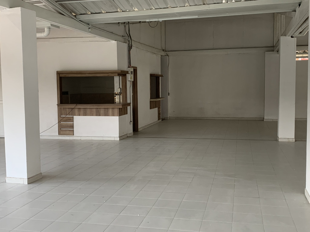 Local En Arriendo - Poblado Campestre, Candelaria