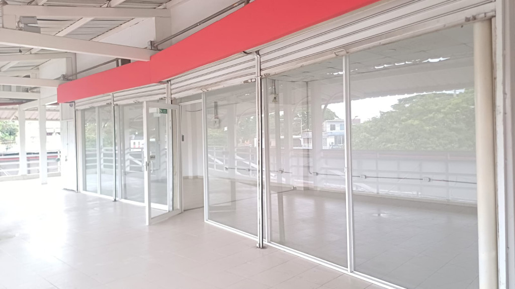 Local En Arriendo - Poblado Campestre, Candelaria