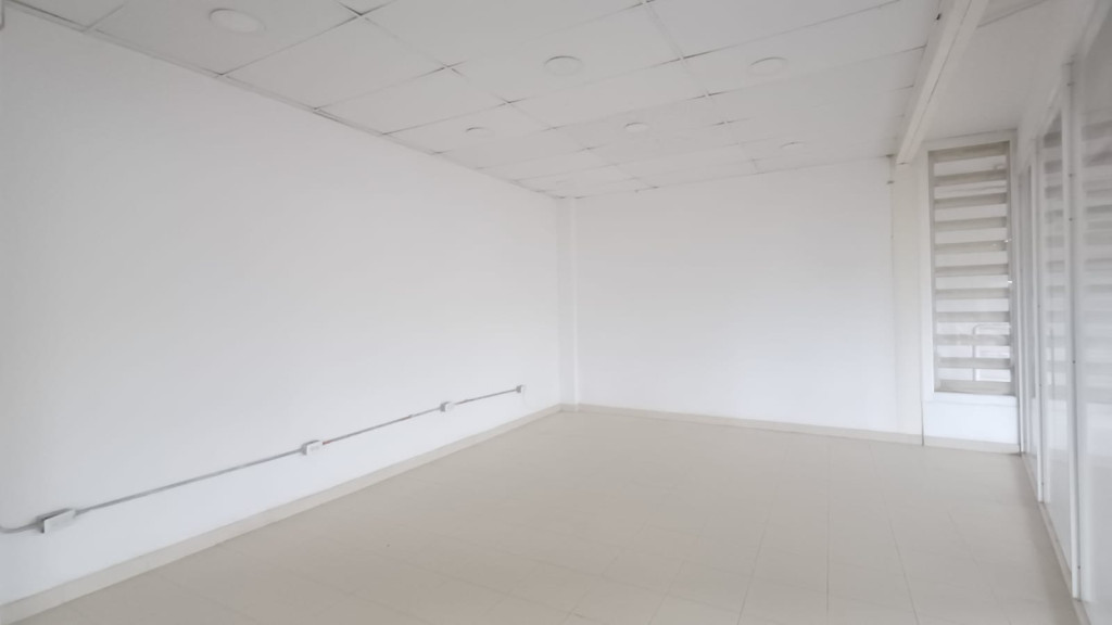 Local En Arriendo - Poblado Campestre, Candelaria